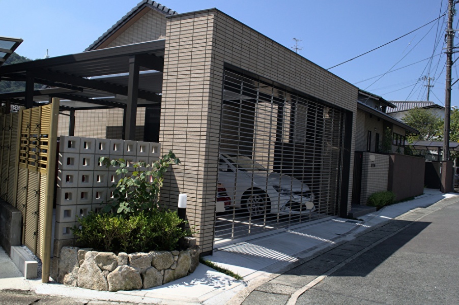 クローズ外構